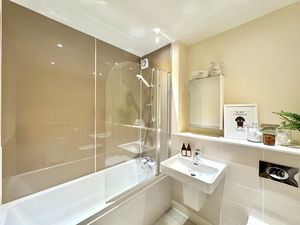 Photo 14- click for photo gallery